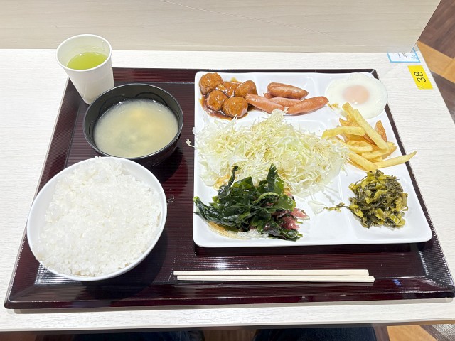 朝食バイキング