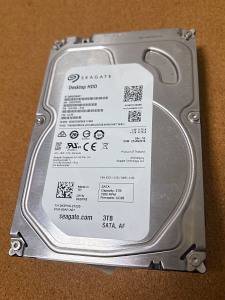 クラッシュしたSeagate ST3000DM001
